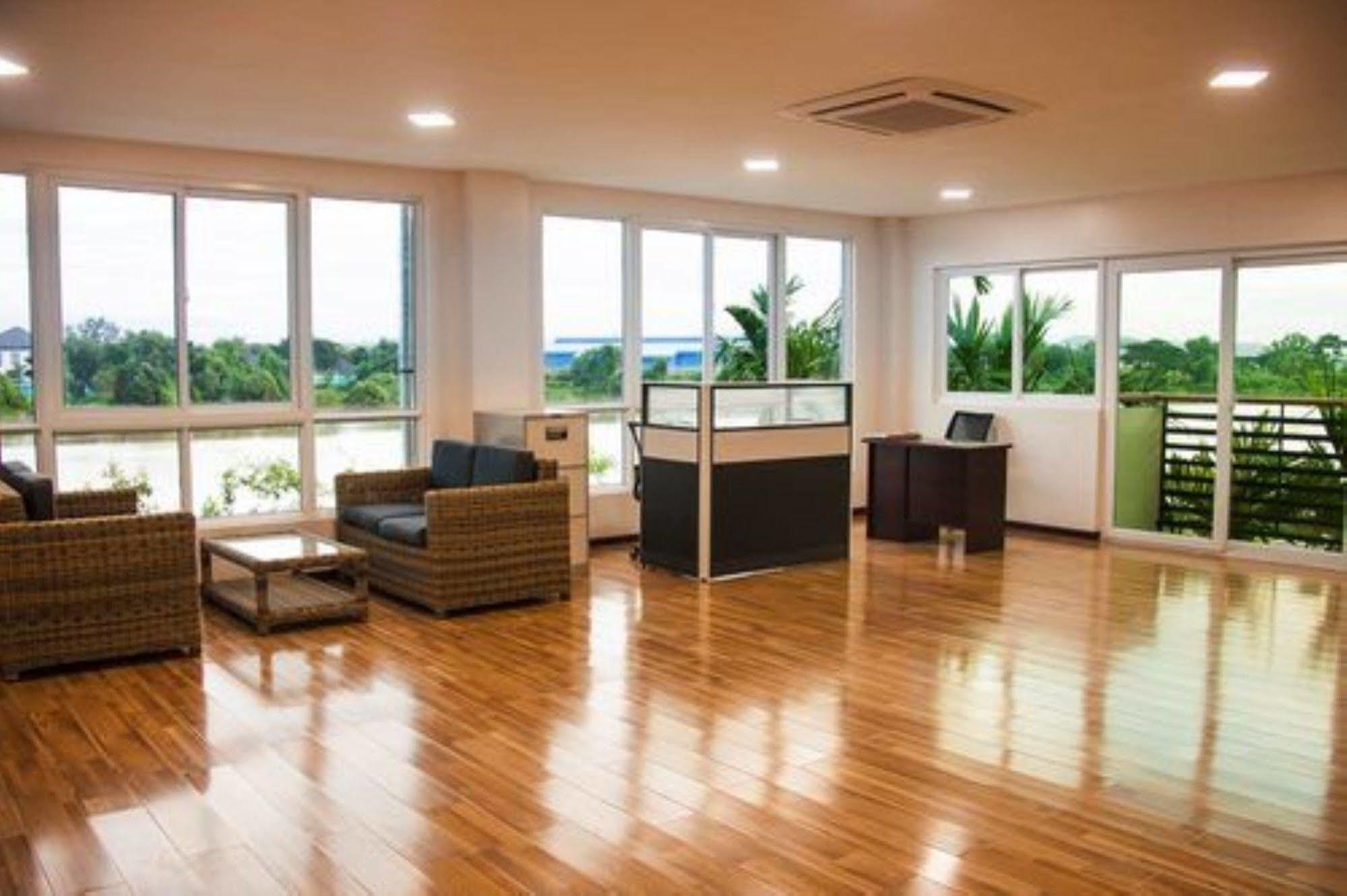 Hotel Sincere Smile Rangum Exterior foto