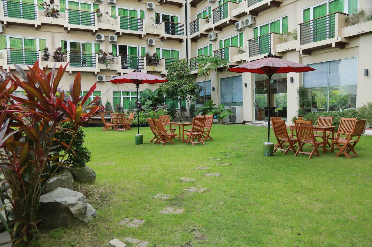 Hotel Sincere Smile Rangum Exterior foto