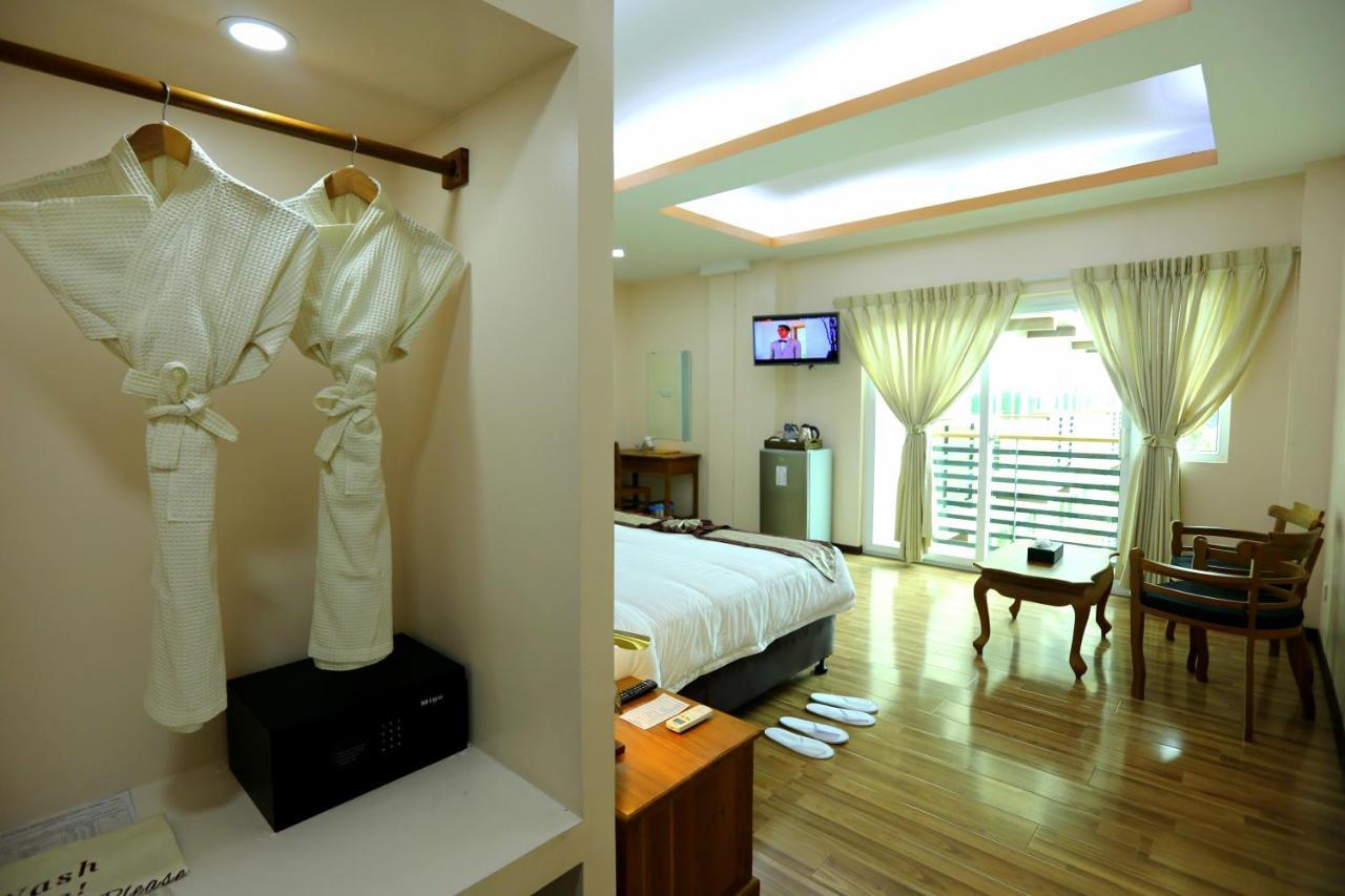 Hotel Sincere Smile Rangum Exterior foto