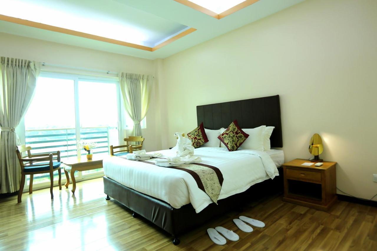 Hotel Sincere Smile Rangum Exterior foto
